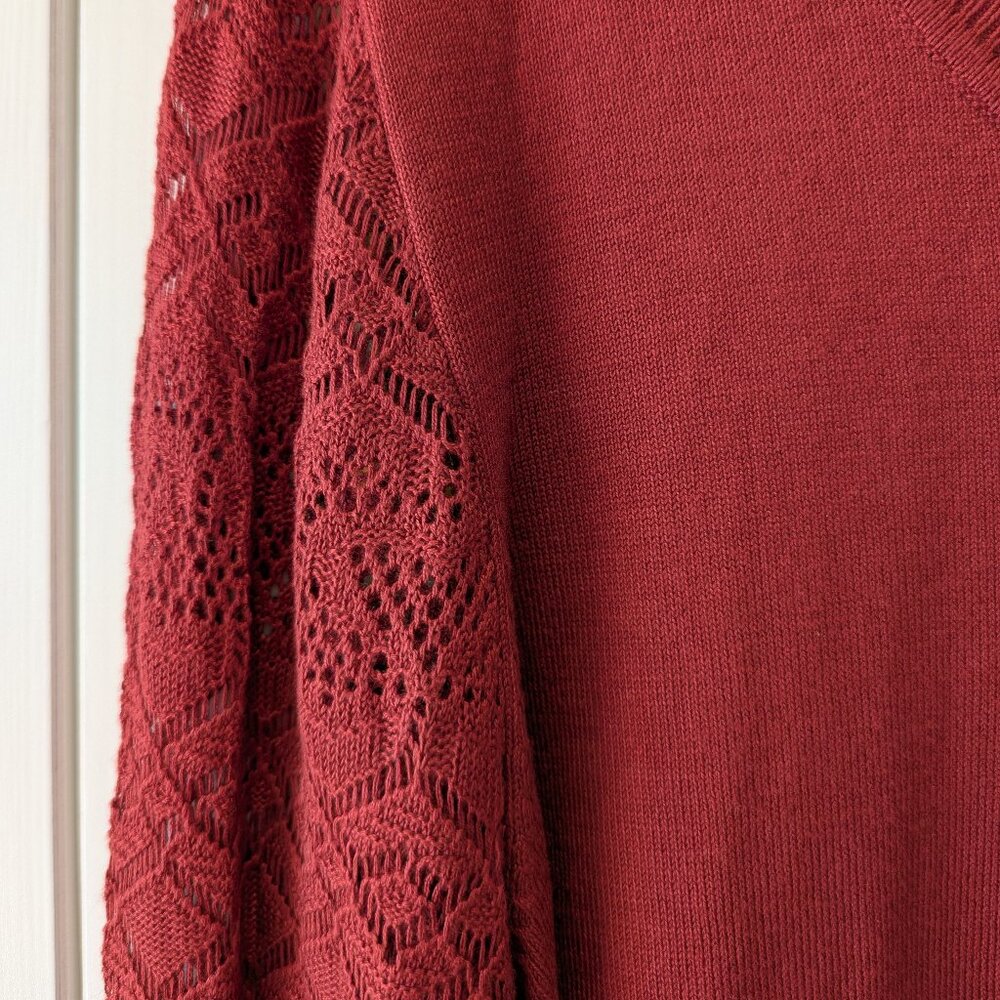 Pointelle Sleeve Sweater / Red / Size M